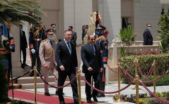 Andrzej Duda rozmawiał w Egipcie m.in. o zakupie LNG