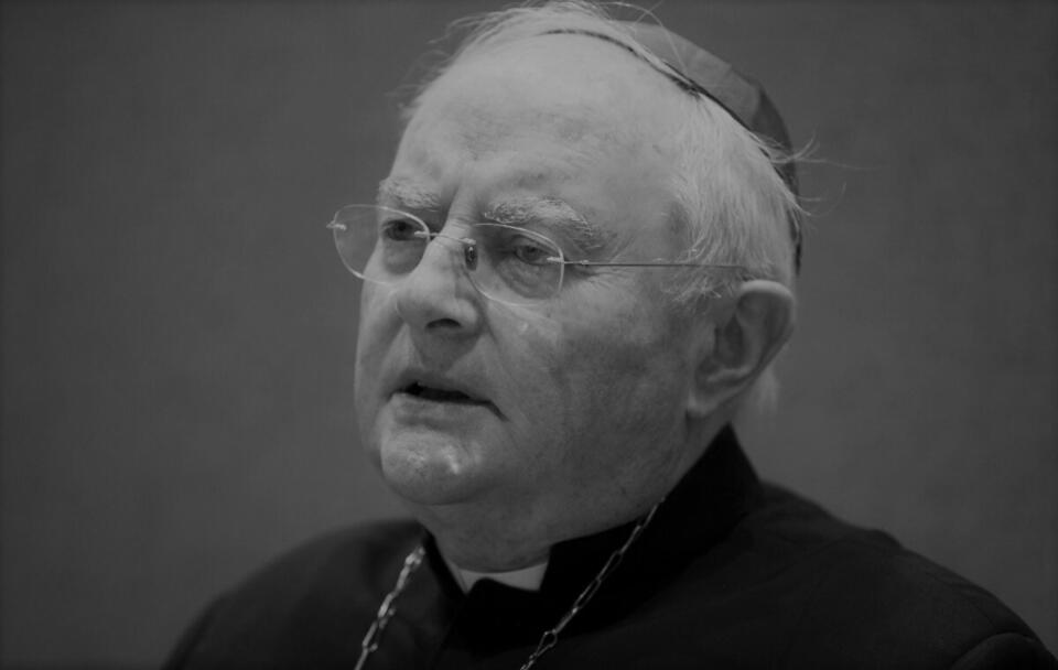Śp. arcybiskup Henryk Hoser / autor: Fratria