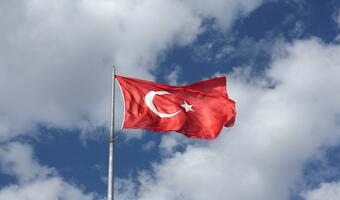 Turecki bank centralny znów podnosi stopy i rozczarowuje