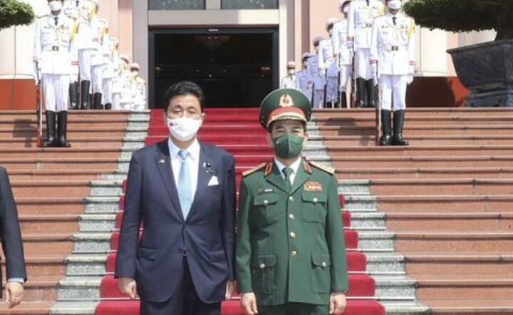 Japonia i Wietnam podpisują porozumienie ow spółpracy wojskowej / autor: Stars and Stripes/Twitter