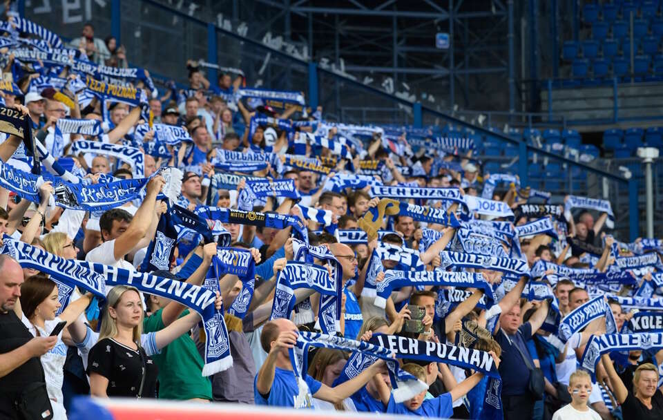Kibice Lecha Poznań / autor: PAP/Jakub Kaczmarczyk