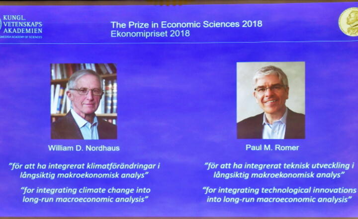 Laureaci Nagrody Nobla w dziedzinie ekonomii 2018 r / autor: PAP/EPA/HENRIK MONTGOMERY
