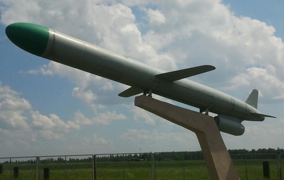 Model rakiety Ch-55 / autor: wikimedia.commons: Avaness /29 lipca 2011/https://creativecommons.org/licenses/by-sa/3.0/