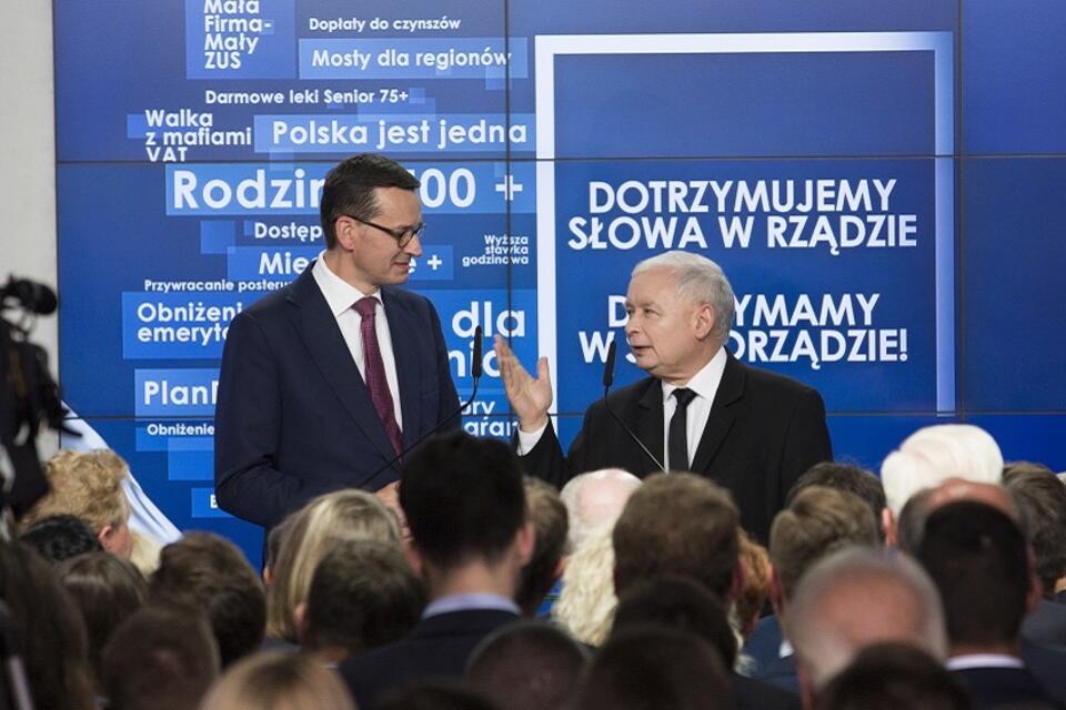 Premier Mateusz Morawiecki i prezes PiS Jarosław Kaczyński / autor: Fratria