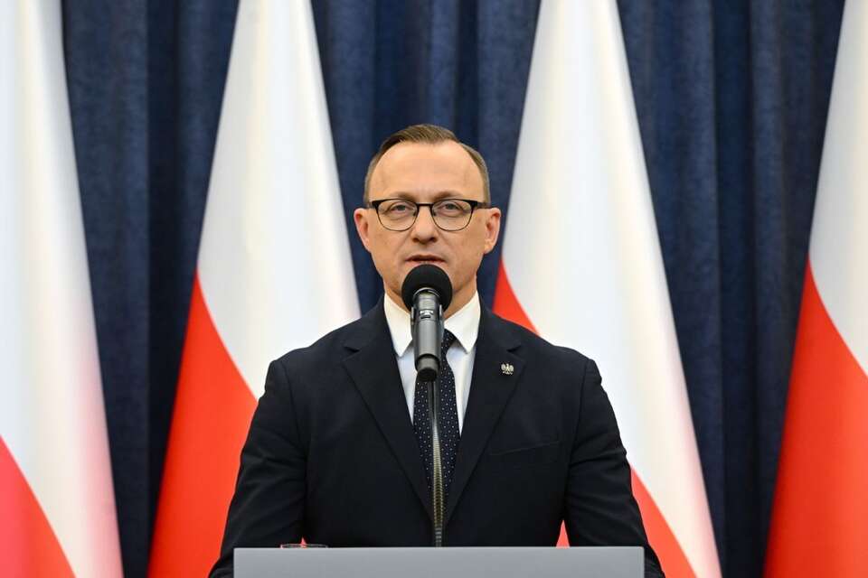 Rzecznik prasowy prezydenta RP Rafał Leśkiewicz na briefingu prasowym w Pałacu Prezydenckim w Warszawie. / autor: PAP/Radek Pietruszka