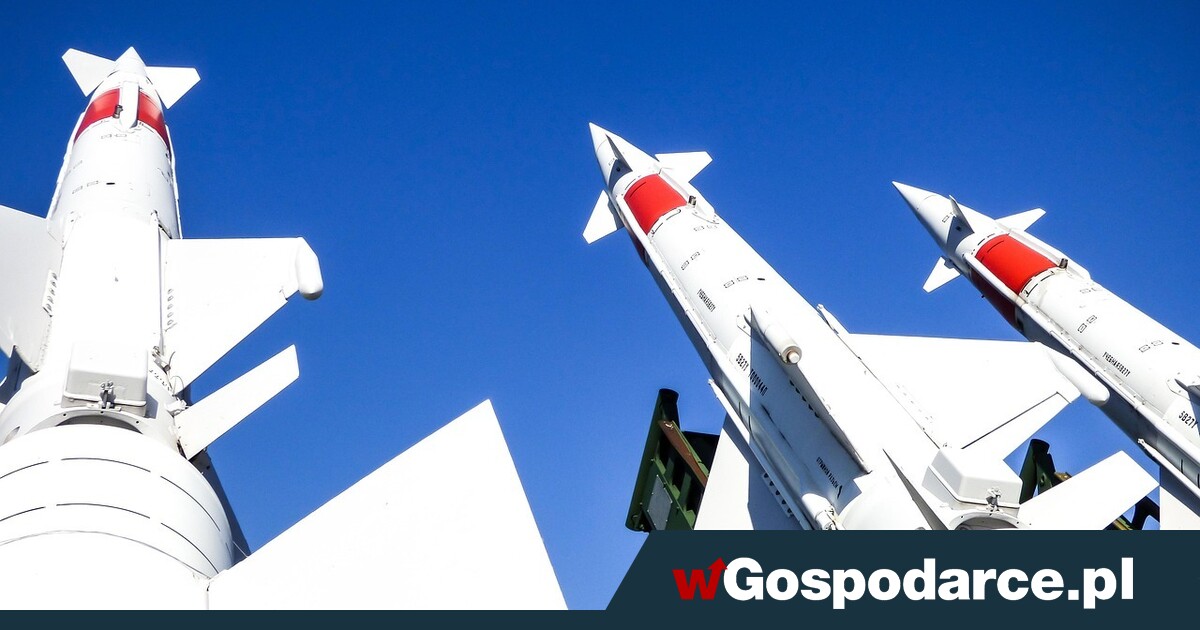 SAFE. "Wydamy setki miliardów na sprzęt, który będzie leżał na cmentarzach"