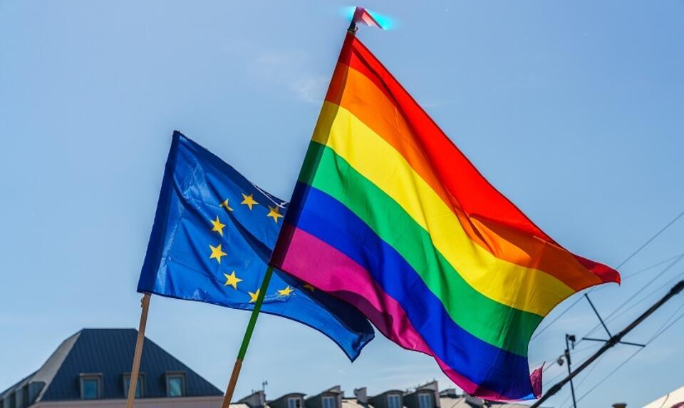 Flagi UE i LGBT / autor: Fratria