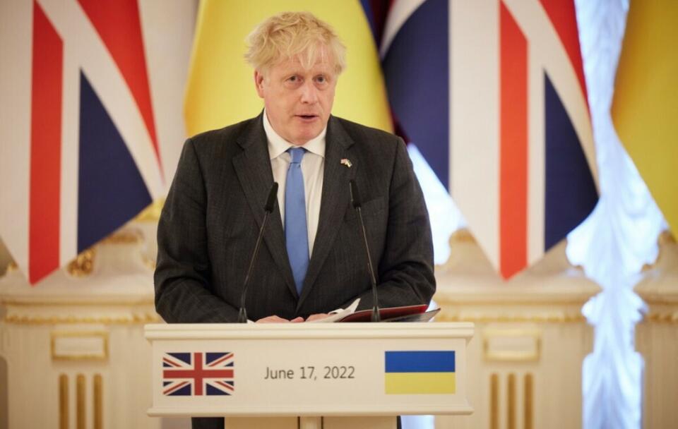 Premier Boris Johnson podczas wizyty w Kijowie / autor: PAP/EPA/UKRAINIAN PRESIDENTIAL PRESS SERVICE HANDOUT
