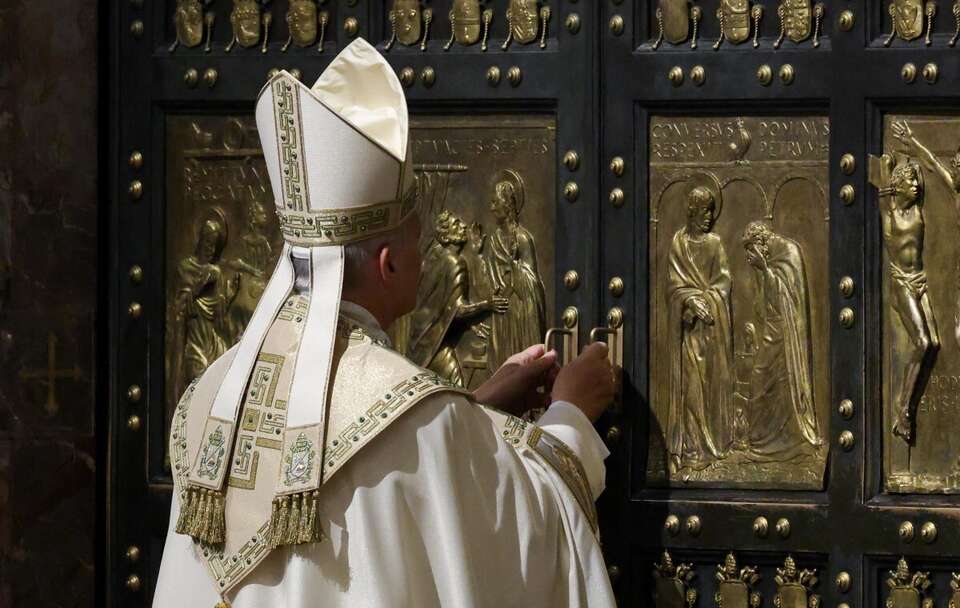 Zamknięcie Drzwi Świętych w Bazylice św. Piotra  / autor: PAP/EPA/YARA NARDI/ POOL