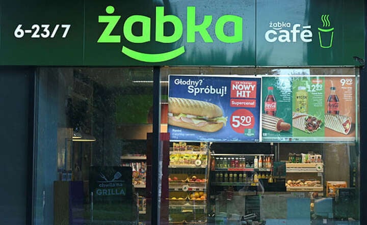 Żabka / autor: Fratria