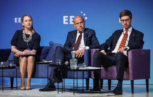 Borys Budka podczas panelu „Europa i jej energia” w trakcie Europejskiego Kongresu Gospodarczego w Katowicach / autor: PAP/Łukasz Gągulski