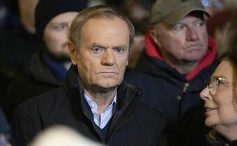 Rzecznik PiS: przestrzegamy przed Tuskiem, to nasz obowiązek