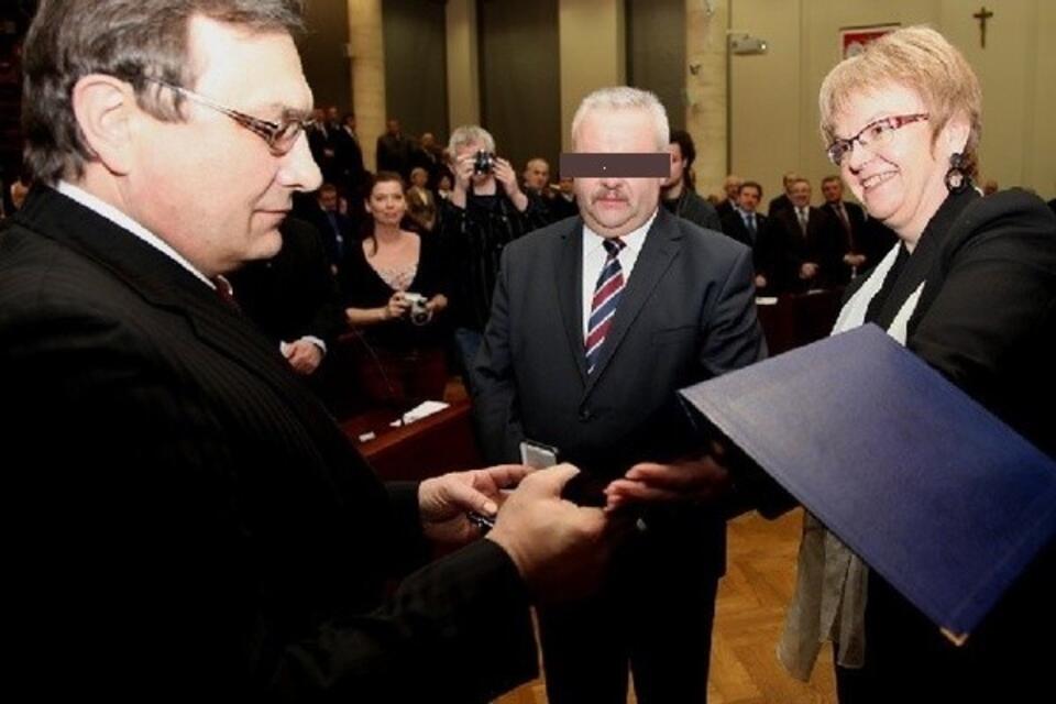  Mirosław K. w środku; fot. sejmik.podkarpackie.pl