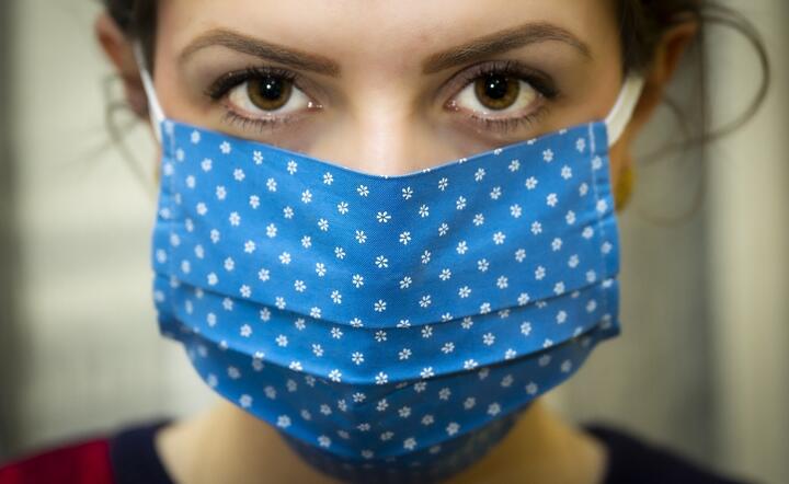 Włochy, osoba zakażona nową odmianą wirusa jest bezobjawowa