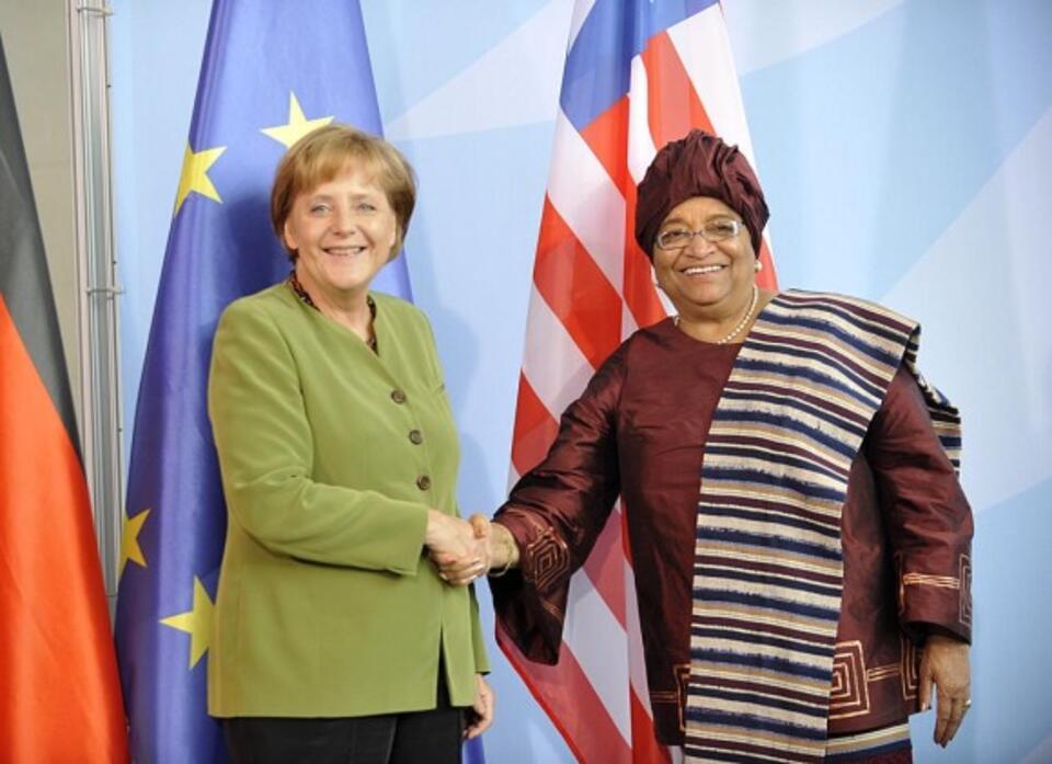 Johnson-Sirleaf i Angela Merkel