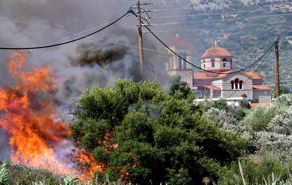 Pożary na Rodos / autor: PAP/EPA/BOUGIOTIS EVANGELOS