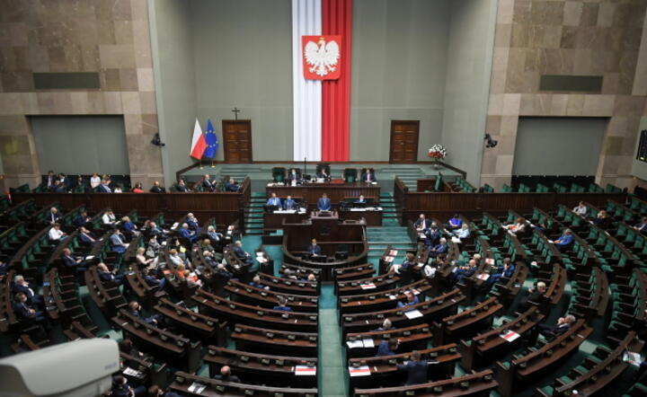 Zgoda w Sejmie. Podwyżki poparła niemal cała opozycja