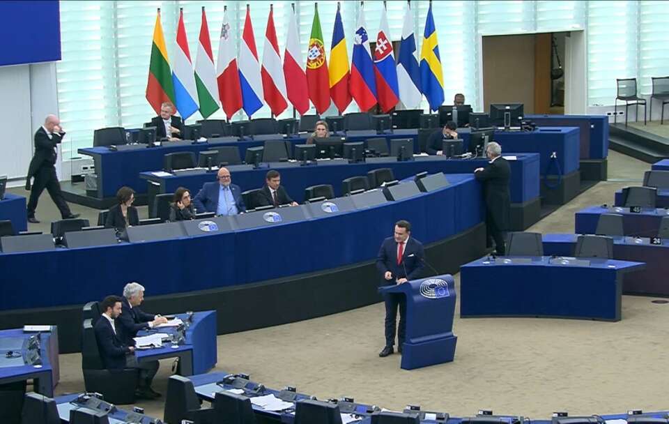 Europoseł PiS Dominik Tarczyński w Strasburgu / autor: europarl.europa.eu