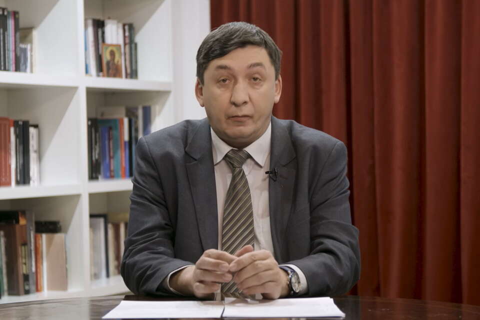 Profesor Marek Kornat / autor:  IDMNtv / Youtube