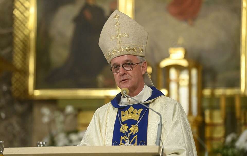 Bp Wiesław Lechowicz / autor: PAP/Piotr Nowak