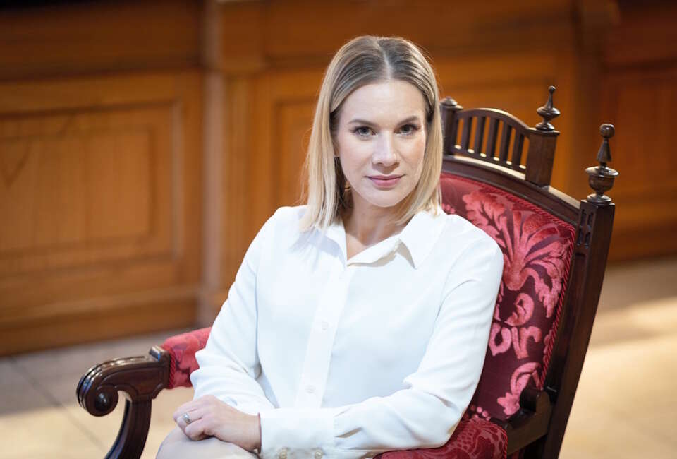 Marta Nawrocka odniosła się do brudnej gry, jaką uprawia Tusk i jego zwolennicy  / autor: Fratria