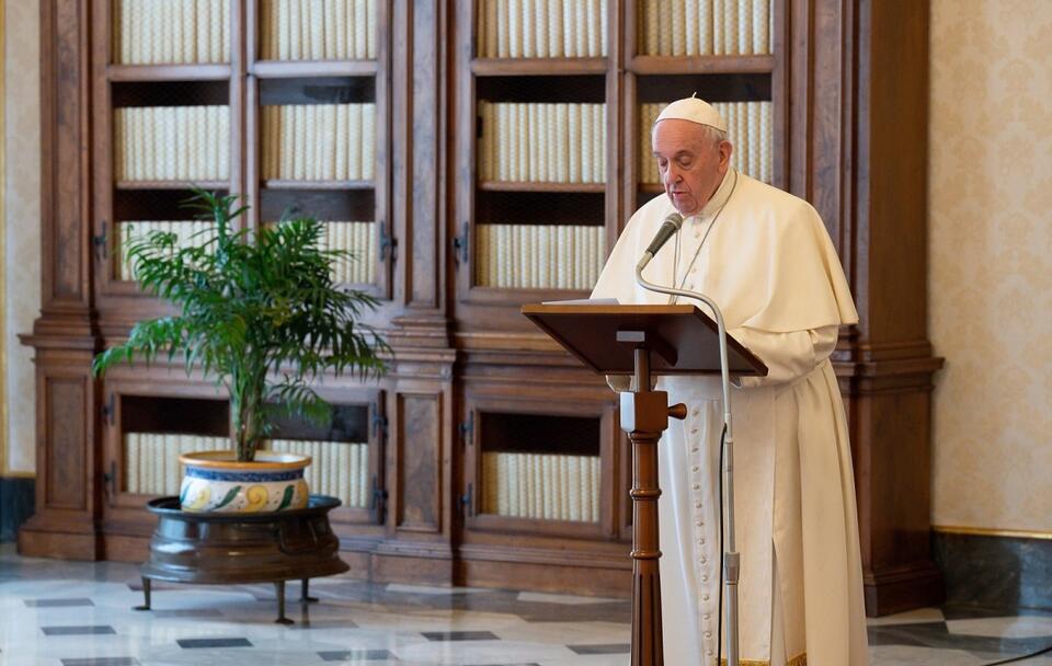 autor: PAP/EPA/VATICAN MEDIA HANDOUT