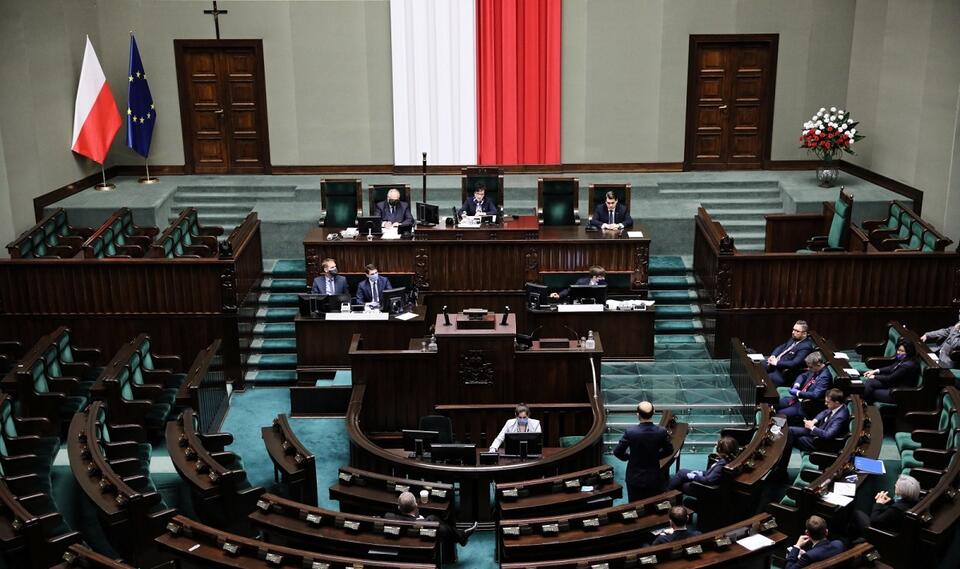 Sejm / autor: PAP/Leszek Szymański