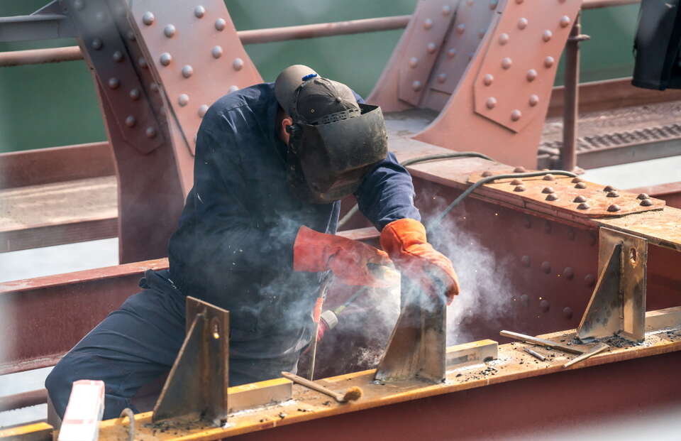 Niemiecka stal zalewa Polskę! "Winien drogi prąd"
