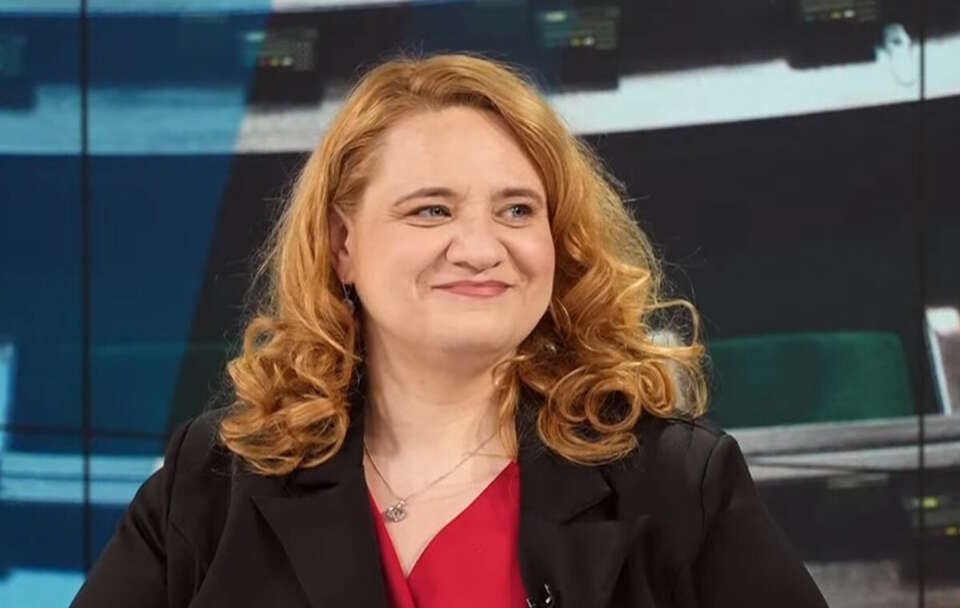 Sędzia Kamila Broszowska-Moszowska ocenia zapowiedzi koalicji rządzącej, dotyczące obejścia ślubowania przed prezydentem kandydatów na sędziów do TK. / autor: Telewizja wPolsce24