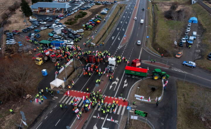  Protest polskich rolników na przejściu granicznym z Ukrainą w Medyce / autor: PAP/Darek Delmanowicz