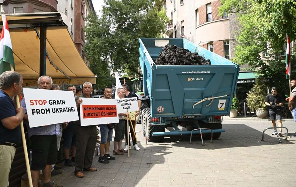 protest rolników / autor: EPA/TAMAS PURGER HUNGARY OUT Dostawca: PAP/EPA.