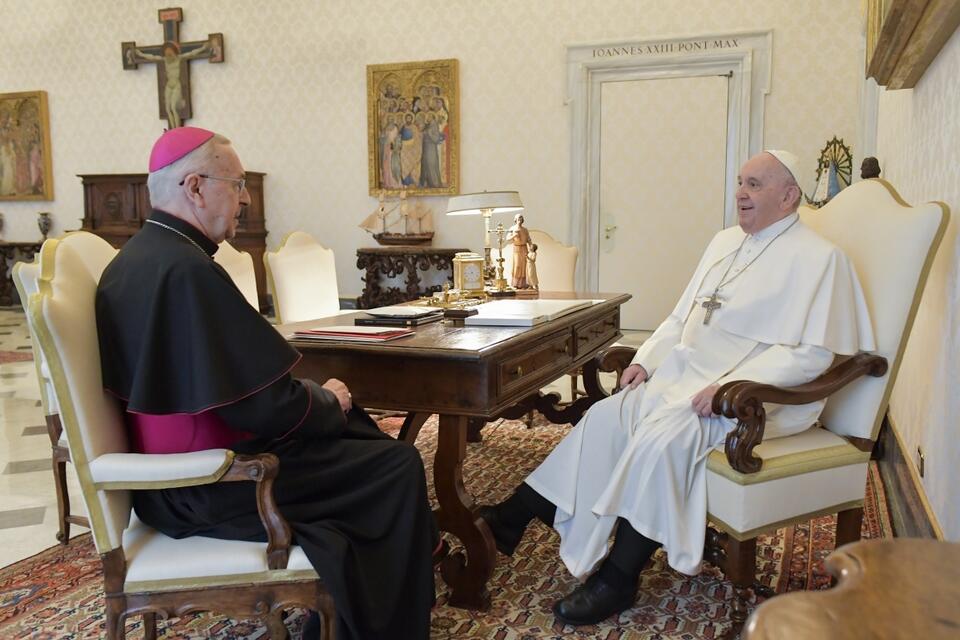 Abp Gądecki i papież Franciszek  / autor: KEP/@EpiskopatNews