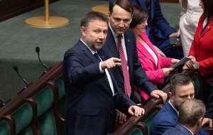 Kierwiński, SIkorski, Kosiniak-Kamysz i Tusk w ławach rządowych w Sejmie / autor: Fratria