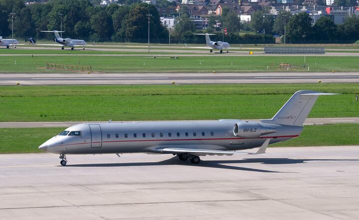 Bombardier Challenger 850, tego typu samolotem miał według rosyjskich mediów polecieć do Turcji prezydent Łukaszenka / autor: Pixabay