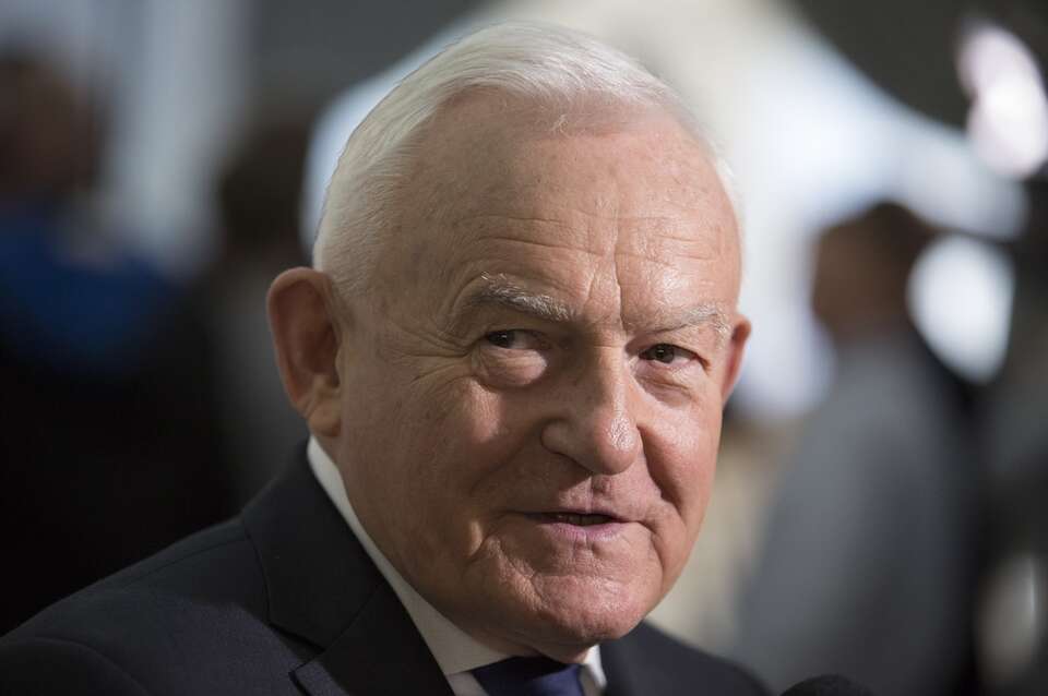 Miller obraca w pył narrację Tuska. "Źródła unijne..."