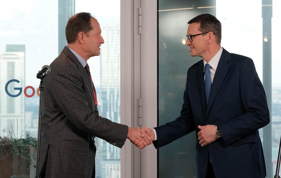 Premier Mateusz Morawiecki i ambasador Stanów Zjednoczonych w Polsce Mark Brzezinski podczas konferencji dot. polsko–amerykańskiego partnerstwa technologicznego „Poland – US Technology Partnership” / autor: PAP/Mateusz Marek 