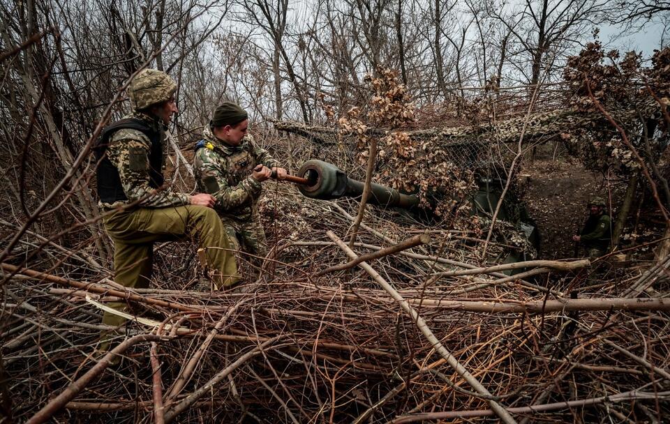 Ukraińscy żołnierze na froncie / autor: PAP/EPA/Kateryna Klochko