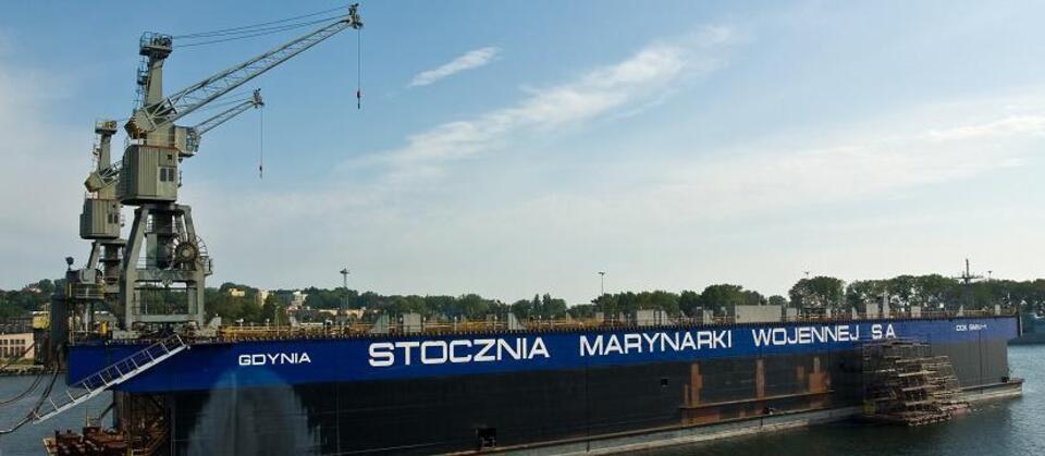 Stocznia Marynarki Wojennej / autor: Nikodem Nijaki/CC/Wikimedia Commons