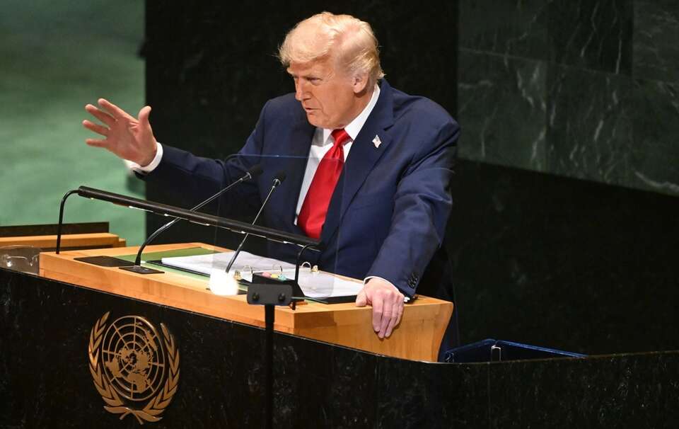 Donald Trump / autor: . EPA/LUKAS COCH NO ARCHIVING AUSTRALIA AND NEW ZEALAND OUT Dostawca: PAP/EPA.