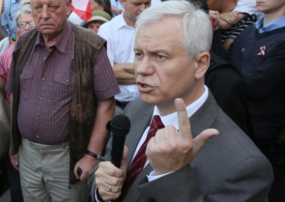 Marek Jurek na manifestacji solidarności z Węgrami, Fot. PAP/Leszek Szymański