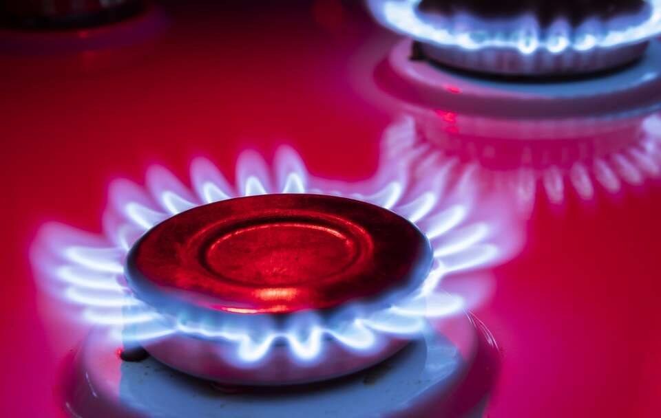 Ostra zima mrozi Europę. Gazu coraz mniej, a cena gwałtownie rośnie