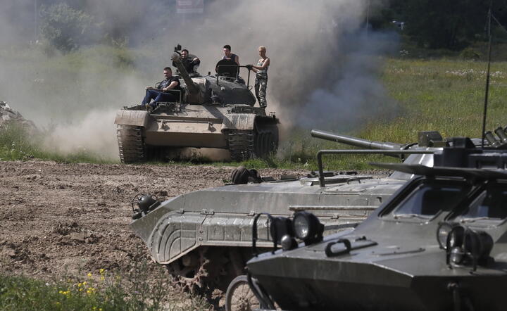 Na front trafią czołgi starsze od... Putina!
