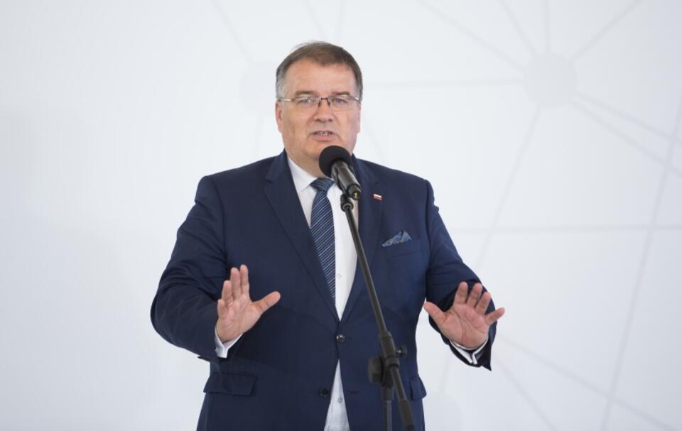 Minister Andrzej Dera / autor: Fratria