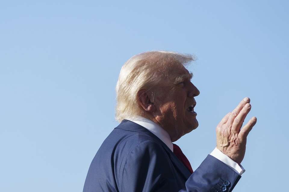 Prezydent USA Donald Trump / autor: PAP/EPA/WILL OLIVER / POOL
