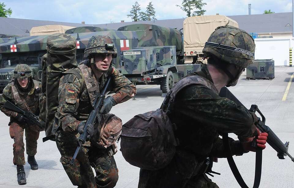 Bundeswehra / autor: US Army Europe Images, CC BY 2.0 <https://creativecommons.org/licenses/by/2.0>, via Wikimedia Commons