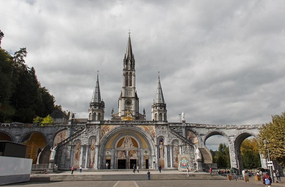 Sanktuarium w Lourdes / autor: Pixabay