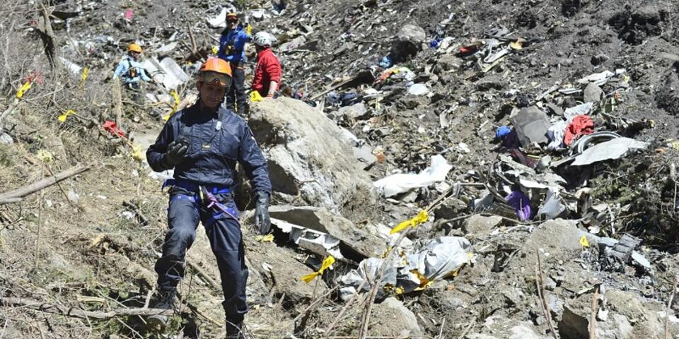 Fot. PAP/EPA/FRANCIS PELLIER/DICOM/MINISTERE INTERIEUR/HO