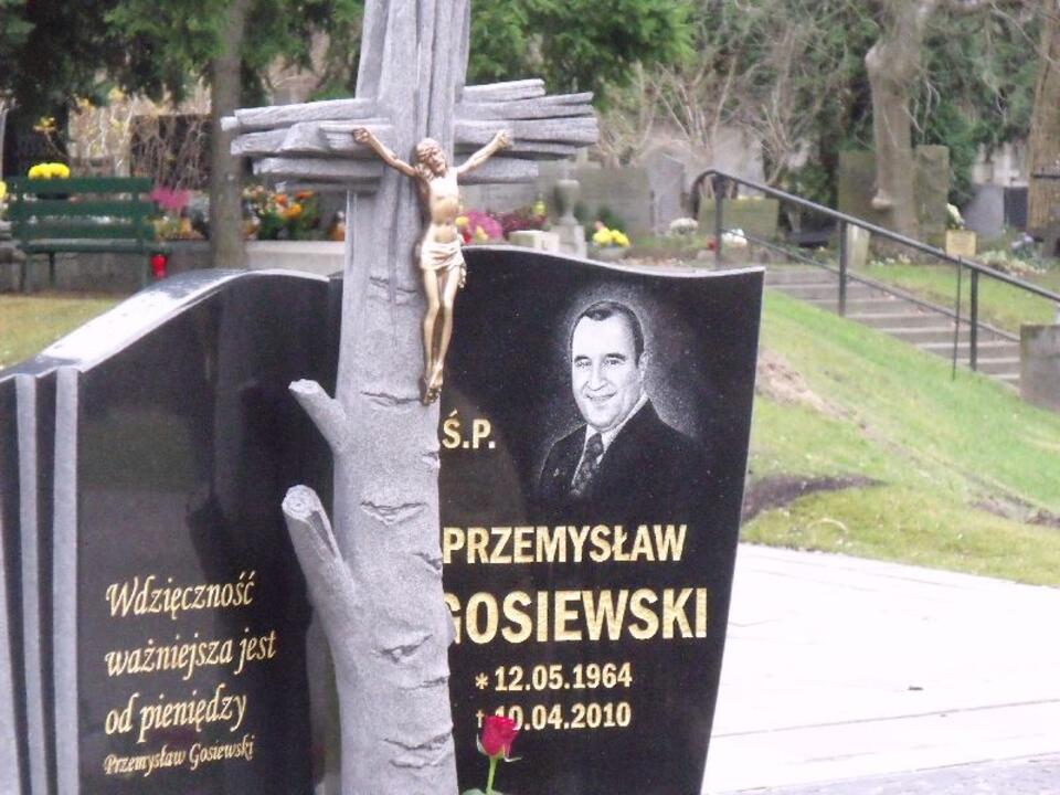 Nagrobek śp.Przemysława Gosiewskiego na powązkach. Fot. wPolityce.pl