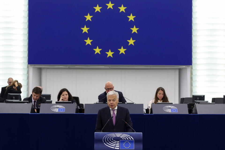 Ataki unijnych instytucji na Polskę / autor: PAP/EPA