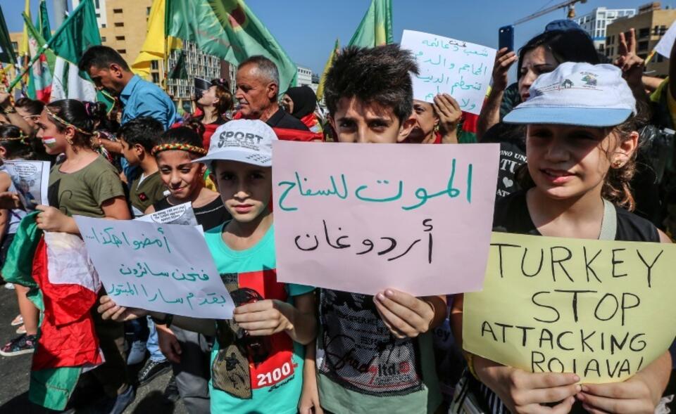Protest Kurdów przeciwko tureckiej inwazji / autor: PAP/EPA